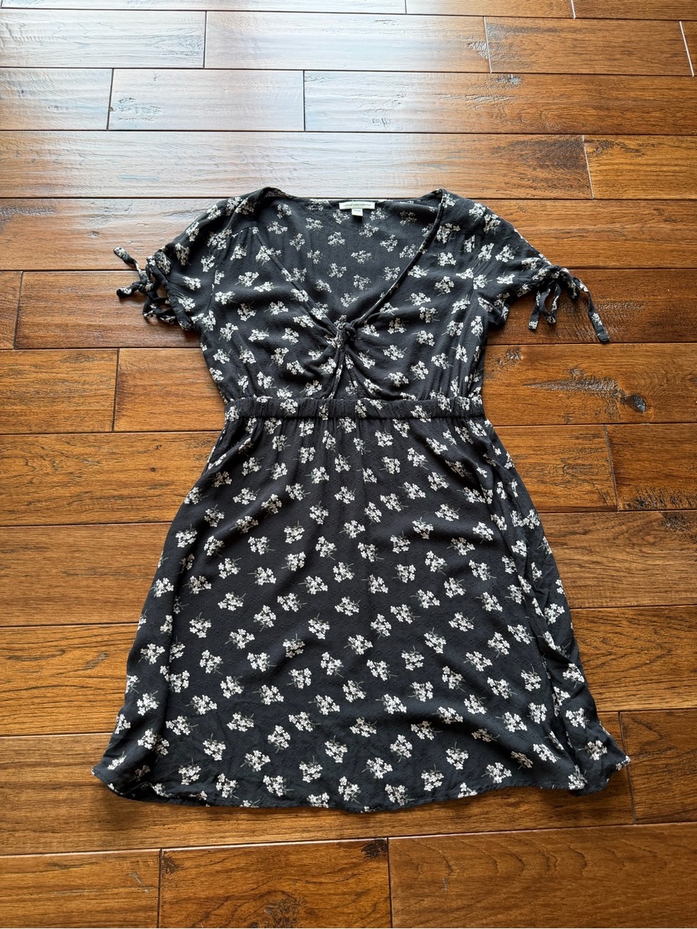 American Eagle Outfitters Black Floral dress